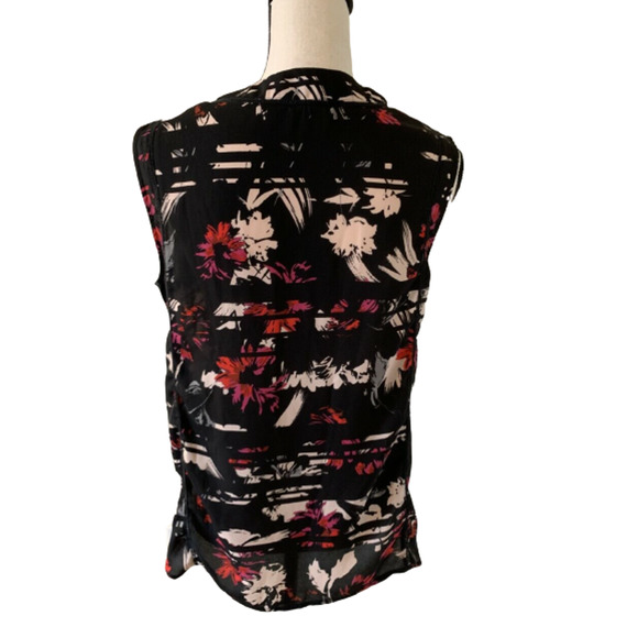 Halogen Floral‎ Lightweight V-Neck Professional Blouse Sleeveless Flattering - Picture 9 of 16